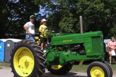 tractors 055